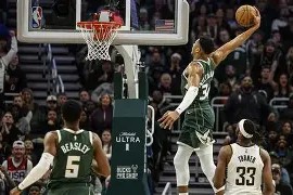 九游体育-包含赛后密尔沃基雄鹿篮板制胜：欧超杯节点到来，管理层满意，更衣室氛围转暖的词条