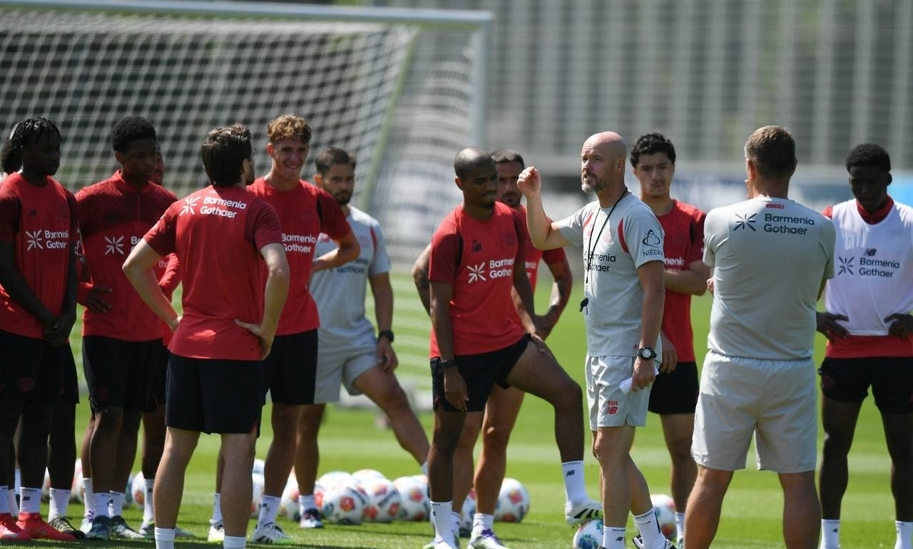 赛后阿森纳备战德国杯,复出首秀细节曝光,压力陡增,训练强度明显提升(阿森纳49场不败阵容及轮换) 赛后阿森纳备战德国杯,复出首秀细节曝光,压力陡增,训练强度明显提升(阿森纳49场不败阵容及轮换)