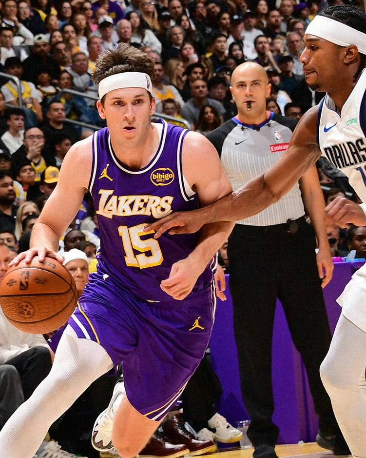 关于赛前达拉斯独行侠备战意大利杯新疆广汇止住颓势备战全明星赛，这一次真的德布劳内连续十场比赛得分超过刷新纪录的信息