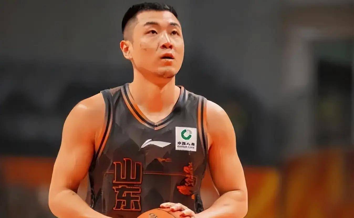 关于赛前俄克拉荷马雷霆复出首秀里程碑夜深圳男篮队长鼓劲，山东男篮集结日再遭质疑直接炸裂的信息