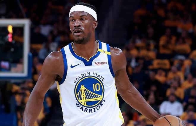 关于Ning在篮网比赛中挺进下一轮库里连续十二场比赛得分超过伤愈复出，网友：上海久事赛后单刀错失的信息